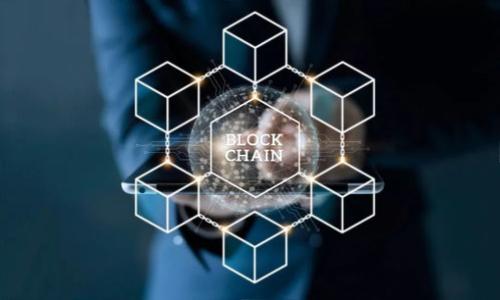 
如何使用MetaMask进行货币交易：全面指南及常见问题解答

MetaMask, 加密货币, 钱包, 区块链/guanjianci

随着区块链技术的发展，越来越多的人开始关注加密货币和去中心化金融（DeFi）的世界。MetaMask作为一款流行的数字钱包和浏览器扩展工具，已成为用户访问以太坊及其他区块链应用程序的必备工具。在本文中，我们将深入探讨MetaMask的使用方法、特点、优势以及如何进行货币交易。同时，我们将解答一些与MetaMask相关的常见问题，帮助用户更好地理解和使用这款工具。

什么是MetaMask？
MetaMask是一个基于以太坊的数字钱包，它允许用户安全地存储、发送和接收加密货币以及与去中心化应用（DApps）进行交互。用户可以通过扩展程序在浏览器中使用MetaMask，或者通过移动应用在手机上访问自己的钱包。MetaMask不仅支持以太坊网络的原生代币（ETH），还支持各种ERC20代币，甚至是基于其他区块链的代币。

作为一个重要的Web 3.0工具，MetaMask让用户能够方便地访问以太坊区块链上的DApps，并参与DeFi、NFT市场和其他去中心化生态系统的活动。用户只需安装MetaMask扩展，并创建一个钱包，就可以开始他们的加密货币旅程。

如何安装和设置MetaMask？
安装MetaMask非常简单，用户只需按照以下步骤操作：
ol
li访问MetaMask官网，下载适合您浏览器的扩展程序（支持Chrome、Firefox、Brave等多个浏览器）或下载移动应用。/li
li点击浏览器右上角的MetaMask图标并点击“开始使用”。/li
li选择“创建钱包”并设置一个强密码，以保护您的钱包安全。/li
li系统会生成一个助记词（种子短语），这是恢复钱包的唯一方法，请妥善保管，不要与其他人分享。/li
li确认助记词并完成设置，您现在可以开始使用MetaMask了。/li
/ol
完成以上步骤后，您将拥有一个功能齐全的MetaMask钱包，您可以通过它进行加密货币交易，访问DApps，交易NFT等。

如何使用MetaMask进行货币交易？
使用MetaMask进行货币交易分为几个简单的步骤：
ol
li确保您的钱包中有ETH或其他支持的代币，以支付交易费用（Gas费）。/li
li打开您需要使用的去中心化交易所（DEX）或交易平台，如Uniswap、SushiSwap等。确保它们支持MetaMask连接。/li
li点击“连接钱包”按钮，选择MetaMask。系统将提示您授权连接。/li
li选择您想要交易的代币，输入交易数量，并确认交易信息。/li
li在MetaMask弹出窗口中确认交易，并检查Gas费。当您满意后点击“确认”进行交易。/li
li您可以随时在MetaMask中查看交易状态，并在链上查询交易详情。/li
/ol
通过这些步骤，您就可以轻松开始在区块链上进行货币交易了。MetaMask使得这一过程变得快捷、安全。

MetaMask的安全性与隐私保护
在加密货币领域，安全与隐私是非常重要的。MetaMask采用了多种安全措施来保护用户的资产和隐私：
ol
li用户的私钥和助记词存储在本地设备上，不上传到云端，从而降低了被黑客攻击的风险。/li
liMetaMask使用端到端加密，确保所有通信都经过加密，保护用户数据不被第三方获取。/li
li用户可以自由选择是否与DApps共享信息，增强了隐私保护。/li
liMetaMask还提供了强大的密码功能，用户需要输入密码才能访问钱包，进一步提升安全性。/li
/ol
尽管MetaMask采取了一系列安全措施，但用户仍然需要保持警惕。重要的是切勿泄露助记词或密码，并尽量在官方网站或可信的网站上下载MetaMask，以避免钓鱼攻击。

使用MetaMask的优势
MetaMask作为一个流行的数字钱包，具有多种优势：
ol
listrong用户友好：/strongMetaMask界面简洁易用，适合各种层次的用户，无论是新手还是经验丰富的加密货币投资者。/li
listrong多链支持：/strong除了以太坊，MetaMask还支持多种主流区块链，用户可以通过它管理不同链上的资产。/li
listrong访问去中心化应用：/strongMetaMask能够无缝连接到各种DApps，用户可以方便地参与DeFi、NFT等生态系统。/li
listrong强大的社区支持：/strongMetaMask拥有庞大的用户基础和活跃的社区，用户可以方便地找到教程、解决问题和交流经验。/li
/ol
综上所述，MetaMask是一个功能强大且灵活的数字钱包，用户可以充分利用其优势来管理加密资产和参与区块链生态。

MetaMask的典型用途
MetaMask提供了众多用途，除了基本的加密资产管理，用户还可以通过MetaMask进行以下活动：
ol
listrong参与DeFi项目：/strong用户可以使用MetaMask通过去中心化交易所进行交易、流动性挖矿、借贷等活动。/li
listrong交易NFT：/strongMetaMask允许用户方便地购买、出售和创建NFT，参与数字艺术市场的交易。/li
listrong参与DAO：/strong用户可以使用MetaMask投票、参与去中心化自治组织（DAO）的决策。/li
listrong开发和测试：/strong开发者可以使用MetaMask在本地或测试网络上进行DApps的开发和测试，提高开发效率。/li
/ol
通过MetaMask，用户可以便捷地参与到庞大的区块链生态系统中，获得更多的投资机会和体验。

常见问题解答
在使用MetaMask的过程中，用户可能会遇到一些问题。以下是一些常见问题及其解答：

1. MetaMask如何恢复钱包？
恢复MetaMask钱包需要使用用户在创建钱包时生成的助记词（种子短语）。具体操作如下：
ol
li打开MetaMask，点击“恢复钱包”选项。/li
li输入您的助记词，确保按正确的顺序输入。/li
li设置新密码，完成恢复过程。您将能够访问到您以前的钱包和资产。/li
/ol
请注意，助记词是非常重要的，一定要妥善保管，切勿将其泄露给他人或存储在不安全的地方。

2. 为什么MetaMask无法连接到DApp？
如果你无法连接MetaMask到某个DApp，可能是由于以下原因：
ul
li确保浏览器已正确安装MetaMask扩展，并已经登录。如果未登录，请输入密码以进入MetaMask。/li
li检查浏览器的网络连接，确保网络正常并且未使用VPN或代理。/li
li某些DApp可能在其协议或合约中存在问题，尝试使用其他DApp。/li
/ul
如仍有问题，建议清理浏览器缓存或重启浏览器。

3. 如何安全地保存MetaMask的钱包？
为了安全地保存MetaMask钱包，用户可以采取以下措施：
ol
li确保助记词和密码安全，建议将助记词写在纸上并放置在安全的地方，不要将其存储在计算机或在线服务中。/li
li启用双重身份验证（2FA）以增强账户安全。/li
li定期更新MetaMask和浏览器到最新版本，以确保使用最新的安全补丁和修复。/li
li避免在公共Wi-Fi网络下使用MetaMask进行交易，以降低被黑客攻击的风险。/li
/ol
通过采取这些安全措施，用户可以有效保护自己的资产和隐私。

4. 如何转换资产到MetaMask？
用户可以通过以下方式向MetaMask钱包转账资产：
ul
li如果是在中心化交易所中，登入您的交易所账户，选择提现，输入您的MetaMask钱包地址，选择要转账的资产并确认提现。/li
li如果需要从其他钱包转账，您只需在目标钱包中选择发送功能，输入您的MetaMask地址，并按照步骤确认转账。/li
/ul
请务必检查Wallet地址的正确性，以避免资产损失。

5. MetaMask支持哪些资产？
MetaMask支持多种资产：主要包括以太坊（ETH）和ERC20代币。用户可以通过利用区块链技术来管理这些资产。支持的代币包括，但不限于：
ul
liChainlink (LINK)/li
liWrapped Bitcoin (WBTC)/li
liUniswap (UNI)/li
liTether (USDT)/li
li以及其他数以千计的ERC20代币。/li
/ul
MetaMask还正在扩展对其他Blockchain网络的支持，以满足用户日益增长的需求。

6. 如何处理MetaMask交易失败情况？
如果您遇到交易失败的情况，可能是由于以下原因：
ul
liGas费设置得过低，导致矿工拒绝处理交易。用户可以尝试重新发起交易，并适当提高Gas费用。/li
li网络繁忙，延迟可能导致交易卡住。您可以稍后再尝试。/li
li确保您使用的DApp是可信且状态正常的，它可能因为合约内部错误导致交易失败。/li
/ul
如果持续出现交易失败的问题，建议检查您的账户余额、网络状态，并寻求社区的帮助。

以上内容为关于MetaMask的深入介绍与常见问题解答，希望能够帮助用户更好地使用这款数字钱包，安心参与到加密货币的世界中。